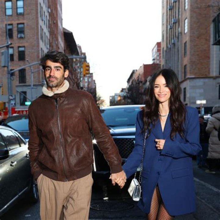 Abigail Spencer's Romantic Connections: Relationships Explored