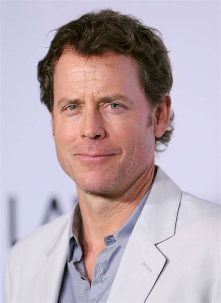 Unveiling The Charismatic Journey Of Actor Greg Kinnear