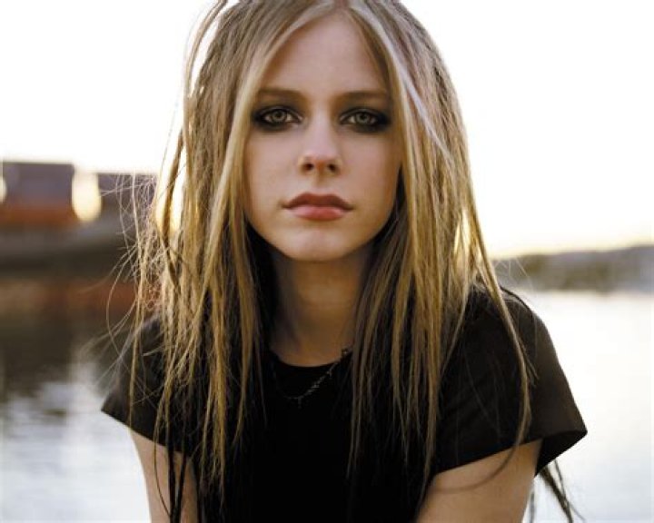 Avril Lavigne: A Pop Punk Icon