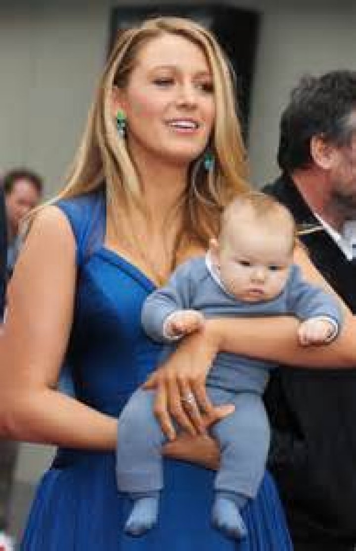 Blake Lively's Fourth Child: Baby Girl Or Boy?
