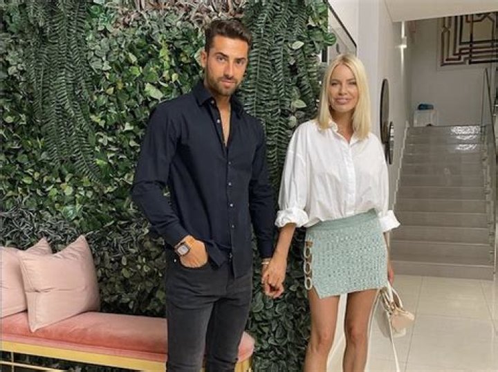 Caroline Stanbury's Net Worth Revealed In 2023