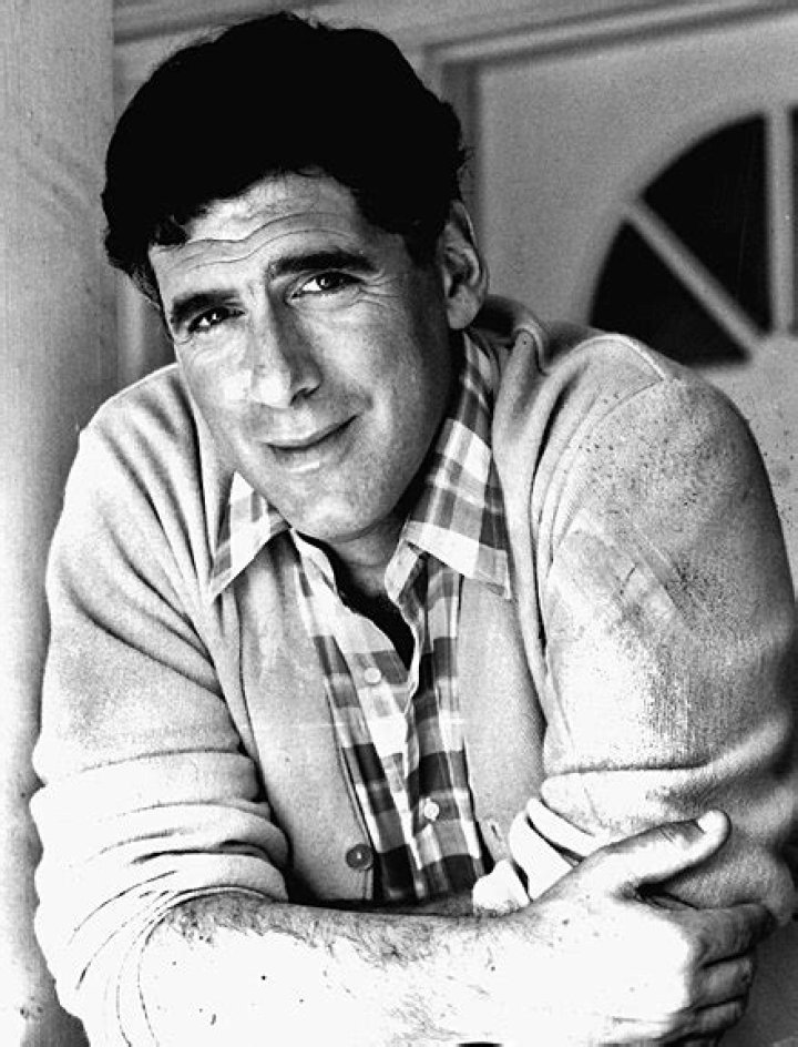 Elliott Gould Dead: Former Actor And Comedian Passes Away