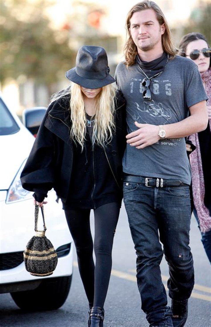 The Tragic Tale Of Heath Ledger And Mary-Kate Olsen