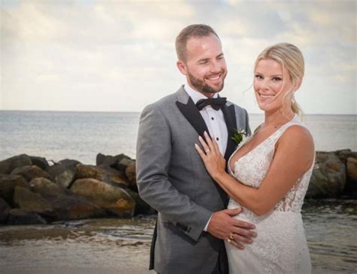 Is Sherry Holmes Still Married