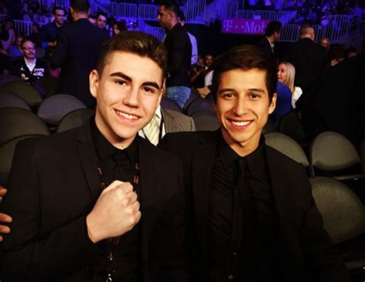 The Ultimate Guide To Jacob De La Hoya: Boxing Champion And Entrepreneur