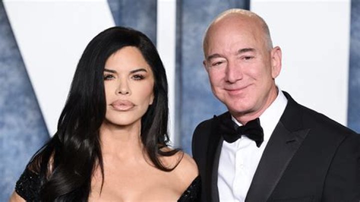 Discover The Untold Story Of Jeff Bezos' Girlfriend: Secrets And Surprises Unveiled