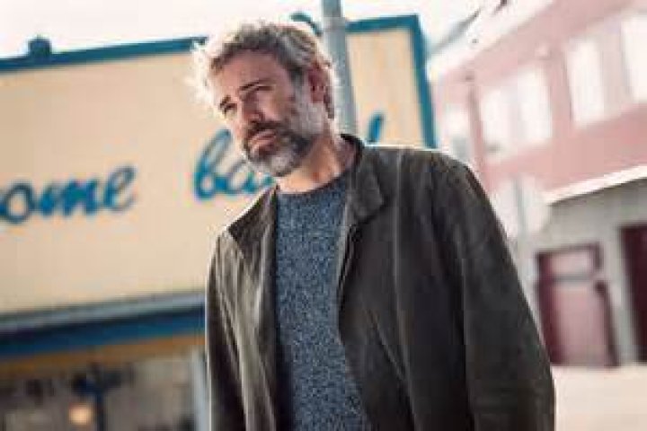 Kiefer Sutherland's Brother: A Look Into The Life Of Donald Sutherland