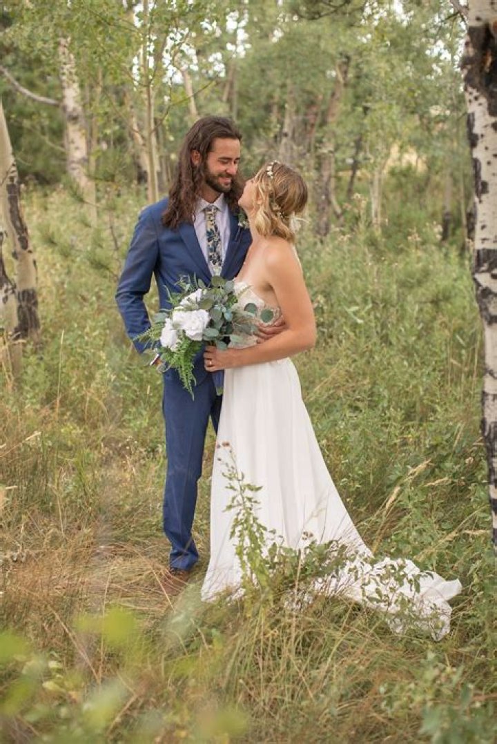 Discover The Untold Story Behind Lauren Daigle's Husband