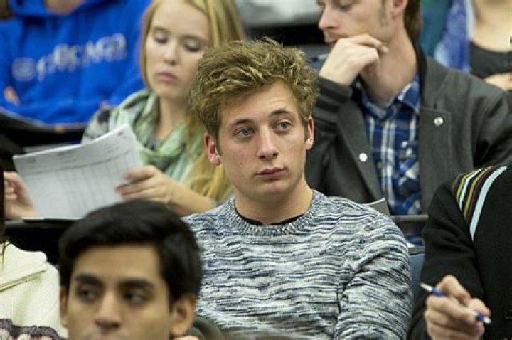 Exploring The Height Of Lip Gallagher: A Closer Look