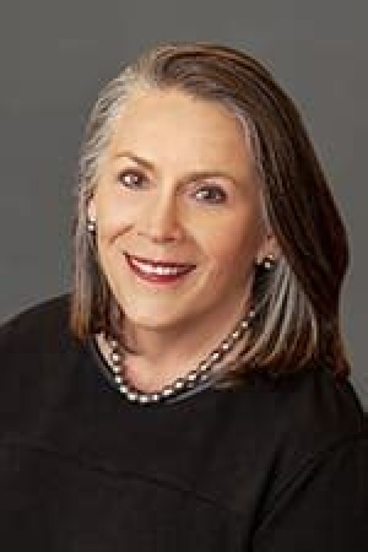 Insights From Financial Expert Lisa Benzing