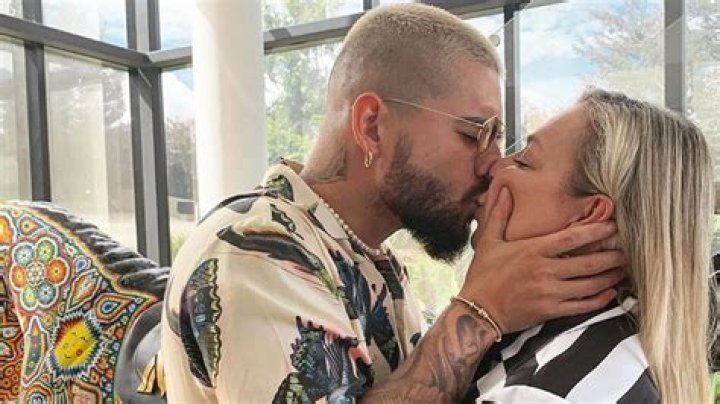 Unveiling The Heart Behind The Star: Maluma's Mother