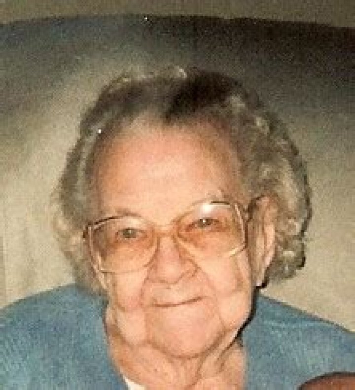 Martha Sundquist Obituary: A Life Remembered