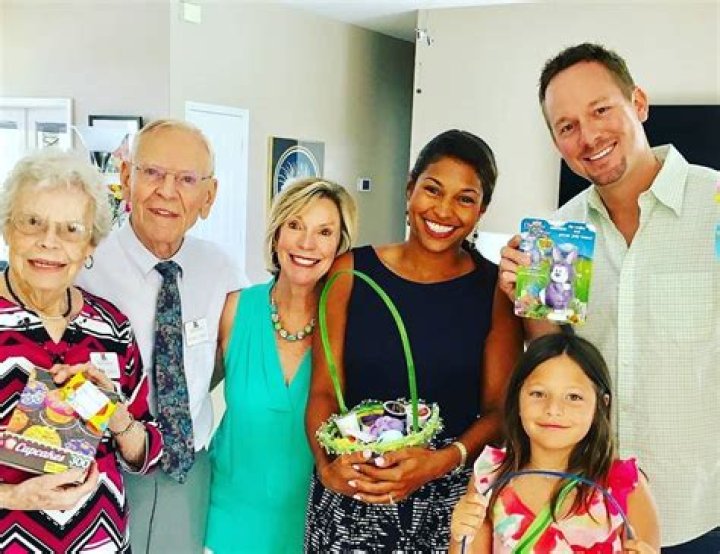 Mika Kleinschmidt Ethnicity