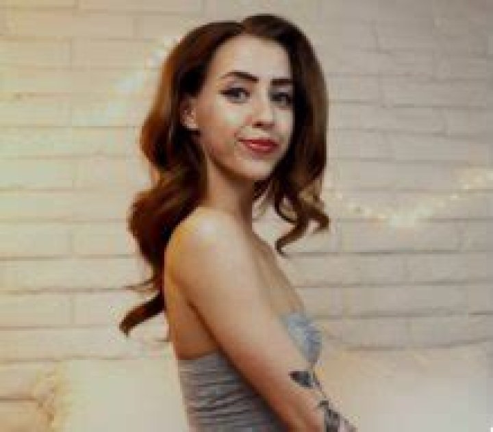 Renowned Artist Mina Harvie's Masterpieces