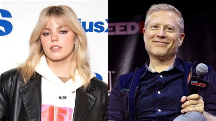 The Connection Between Renee Rapp And Anthony Rapp: Uncovering The Family Ties