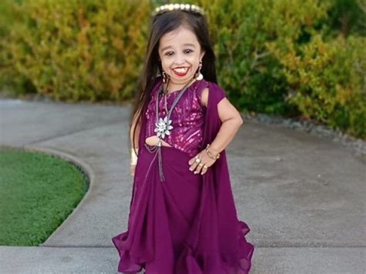 The Remarkable Journey Of The World's Shortest Woman