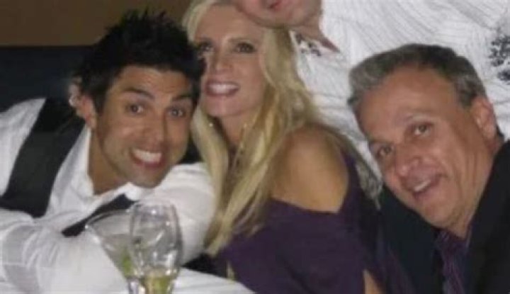 Discovering The Life And Journey Of Simon Barney