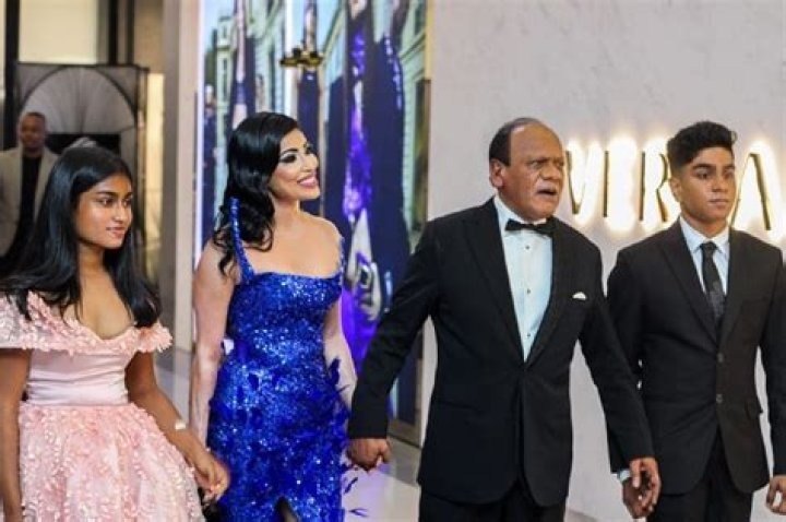 Unveiling The Life Of Helen Reddy’s Son: What Does He Do?